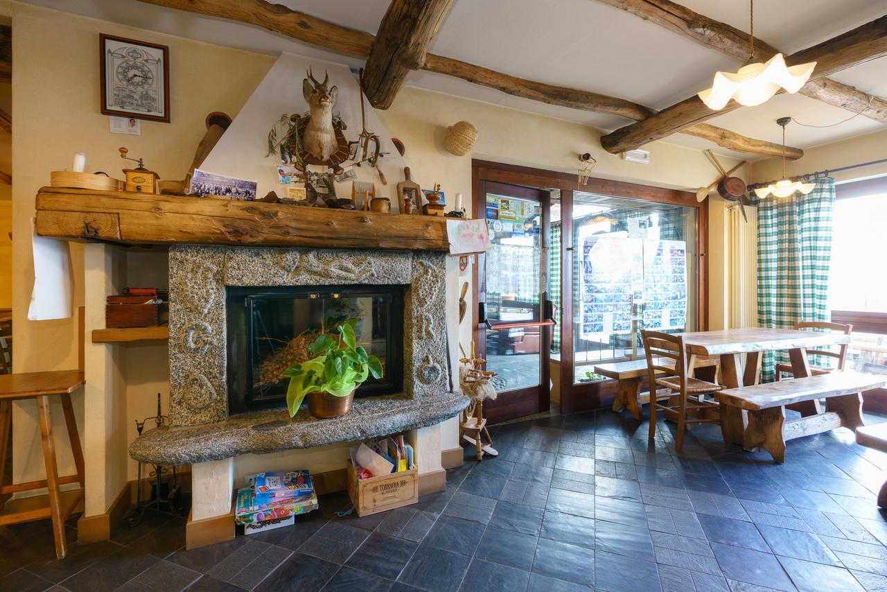 Agriturismo Giacomino Gera Lario Eksteriør billede