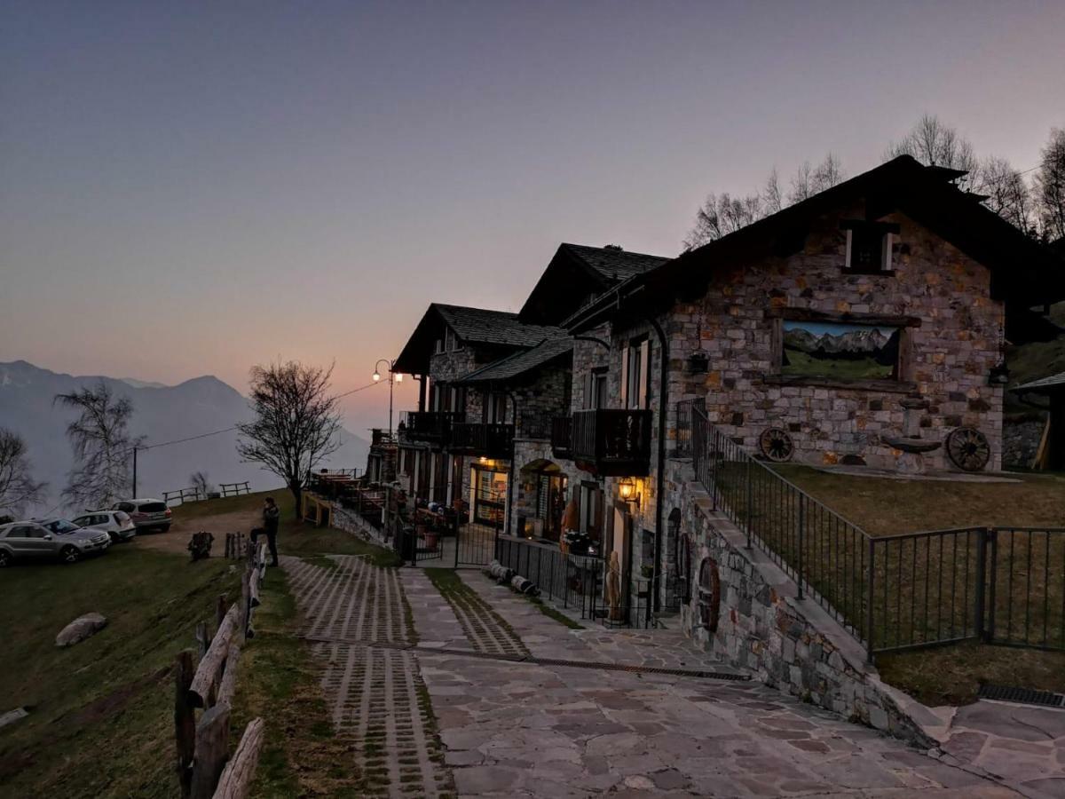 Agriturismo Giacomino Gera Lario Eksteriør billede